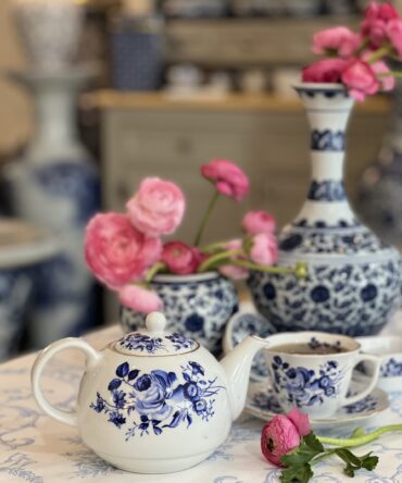 قوري نقش رز