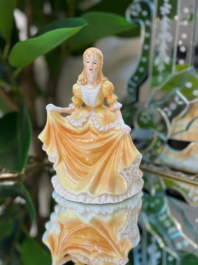 مجسمه های رویال آلبرت انگلیس انتیک خاص و تک کلکسیونی - Image 2