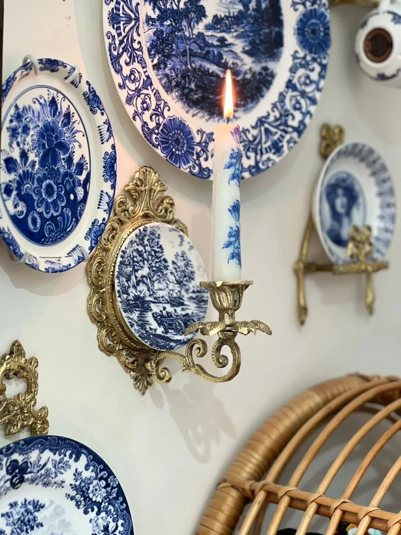 Untitled شمعدان برنج تک شعله همراه یک شمع - Image 1